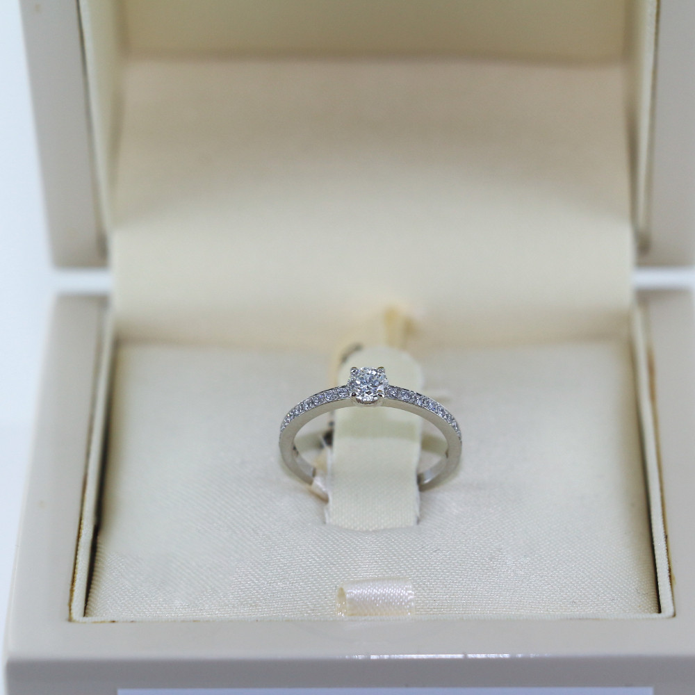 Bague GEMMYO solitaire "Milady" en platine