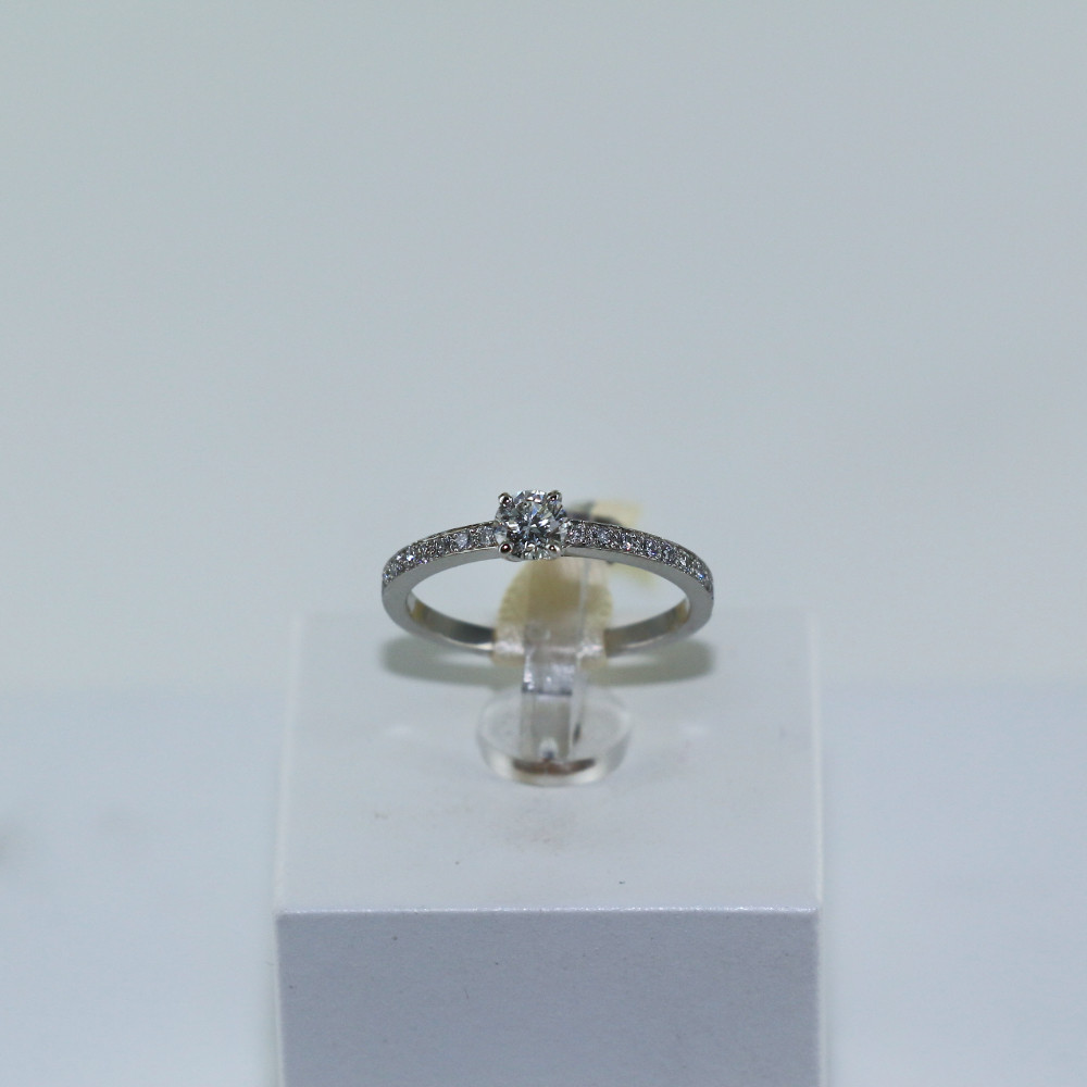 Bague GEMMYO solitaire "Milady" en platine