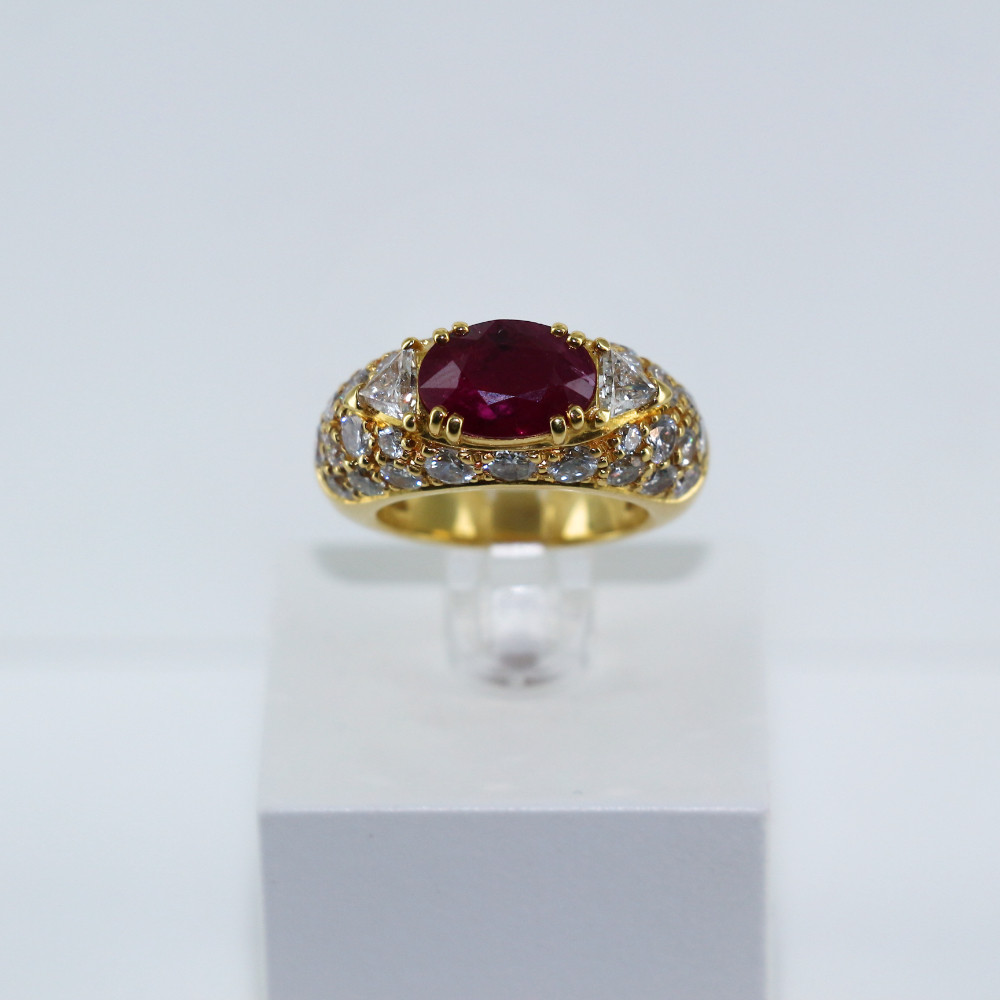 Bague boule rubis et diamants