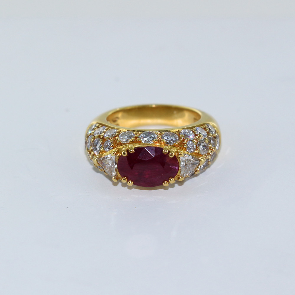 Bague boule rubis et diamants