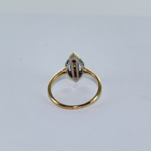 Bague marquise diamants et rubis