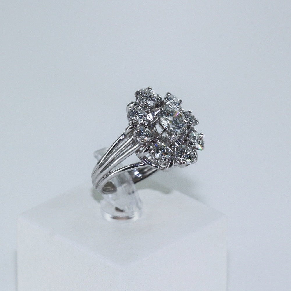 Bague marguerite en diamants