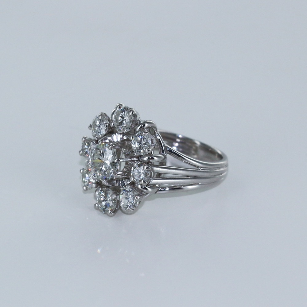 Bague marguerite en diamants