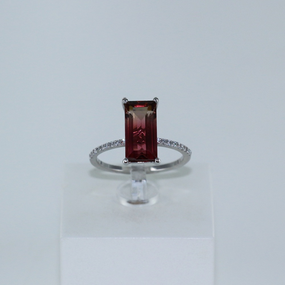 Bague fine tourmaline rectangle et diamants