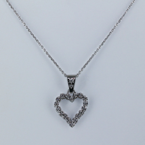 Pendentif petit coeur en diamant